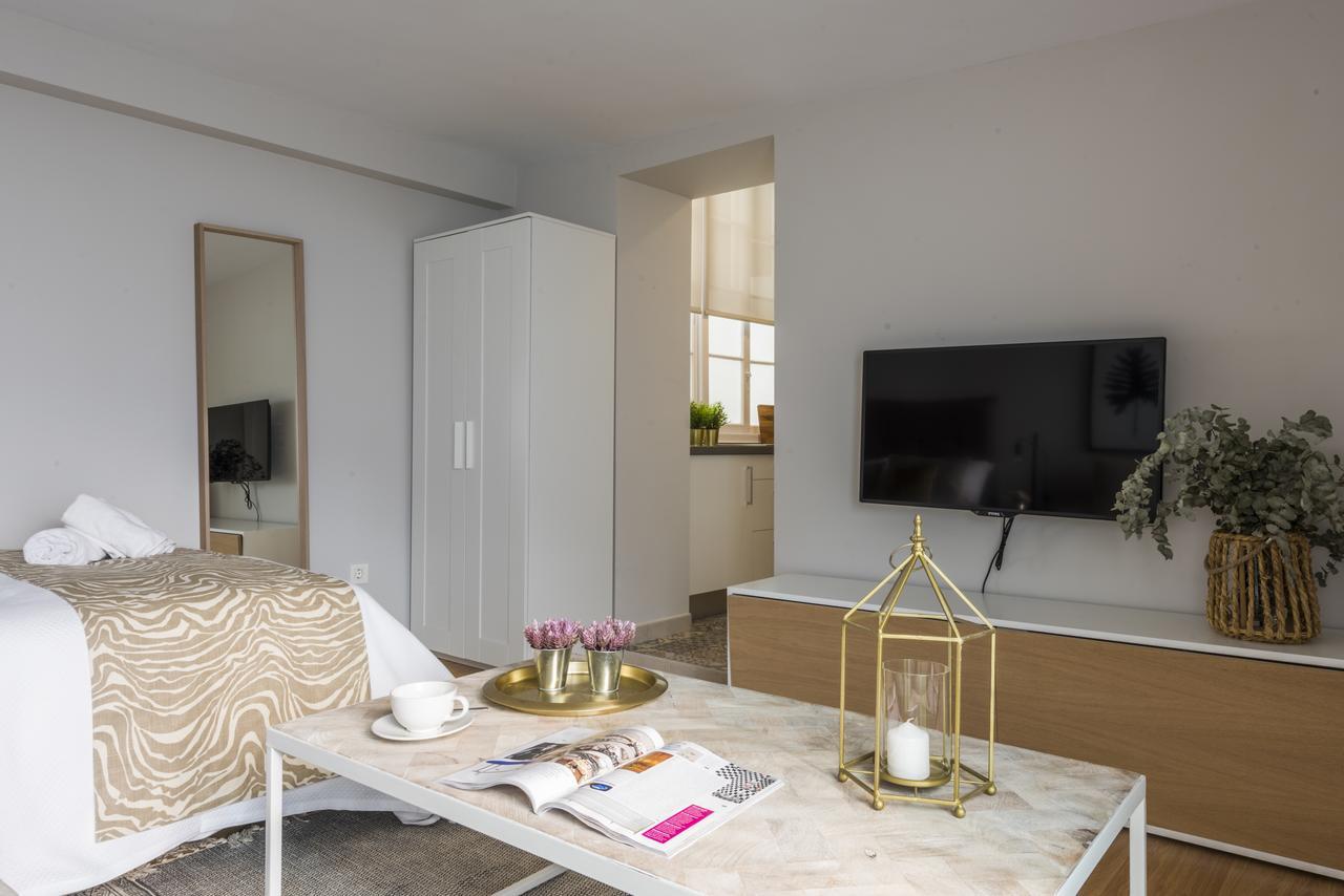 Genteel Home Trinidad Grund Malaga Ngoại thất bức ảnh